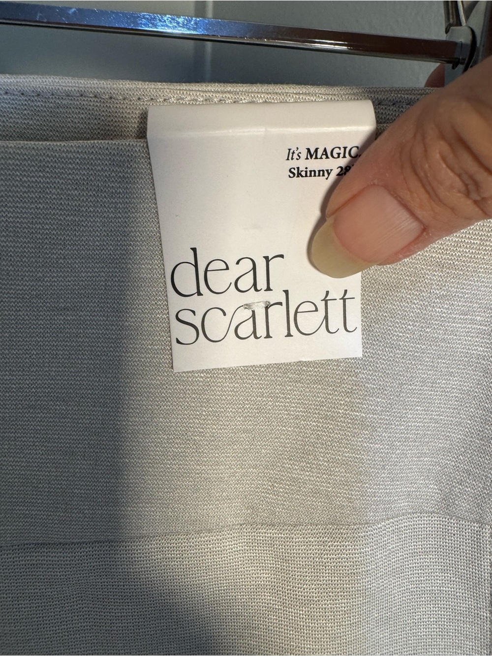 NWT- Dear Scarlett Pearl Grey Plus size Skinny Pant 2x - Picture 4 of 6